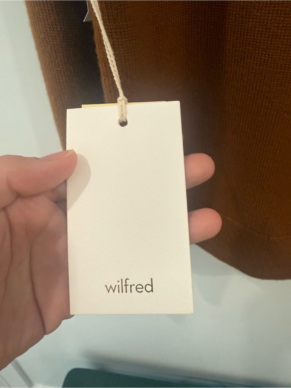NWT ARITZIA Wilfred Cyprie Sweater Merino wool mockneck Rich Chestnut Small - Picture 9 of 12